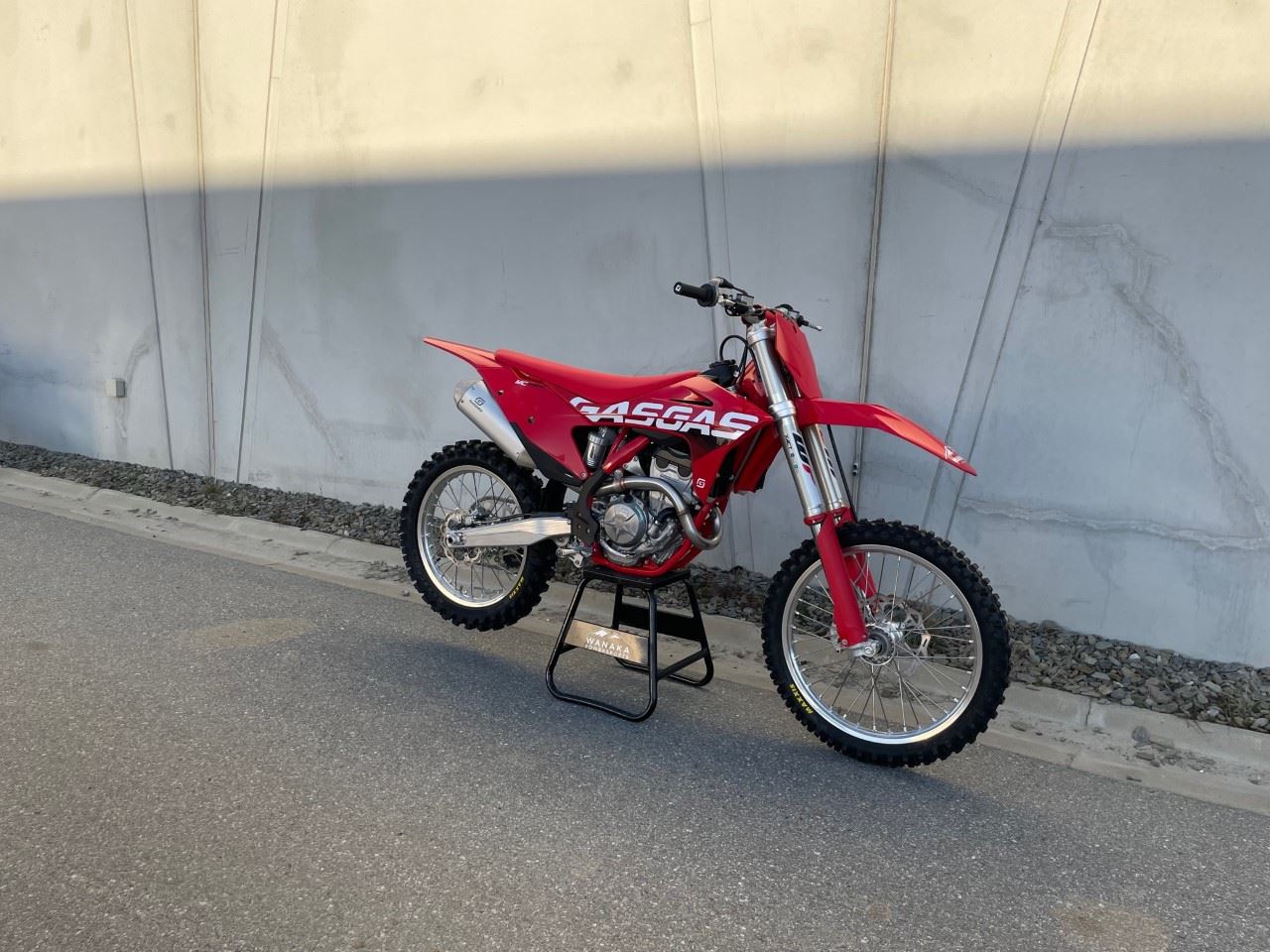 MC 250F 2023