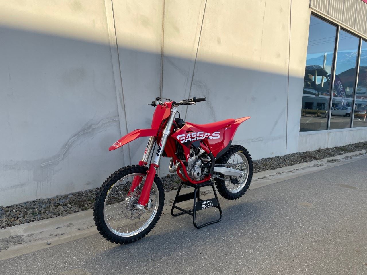 MC 250F 2023