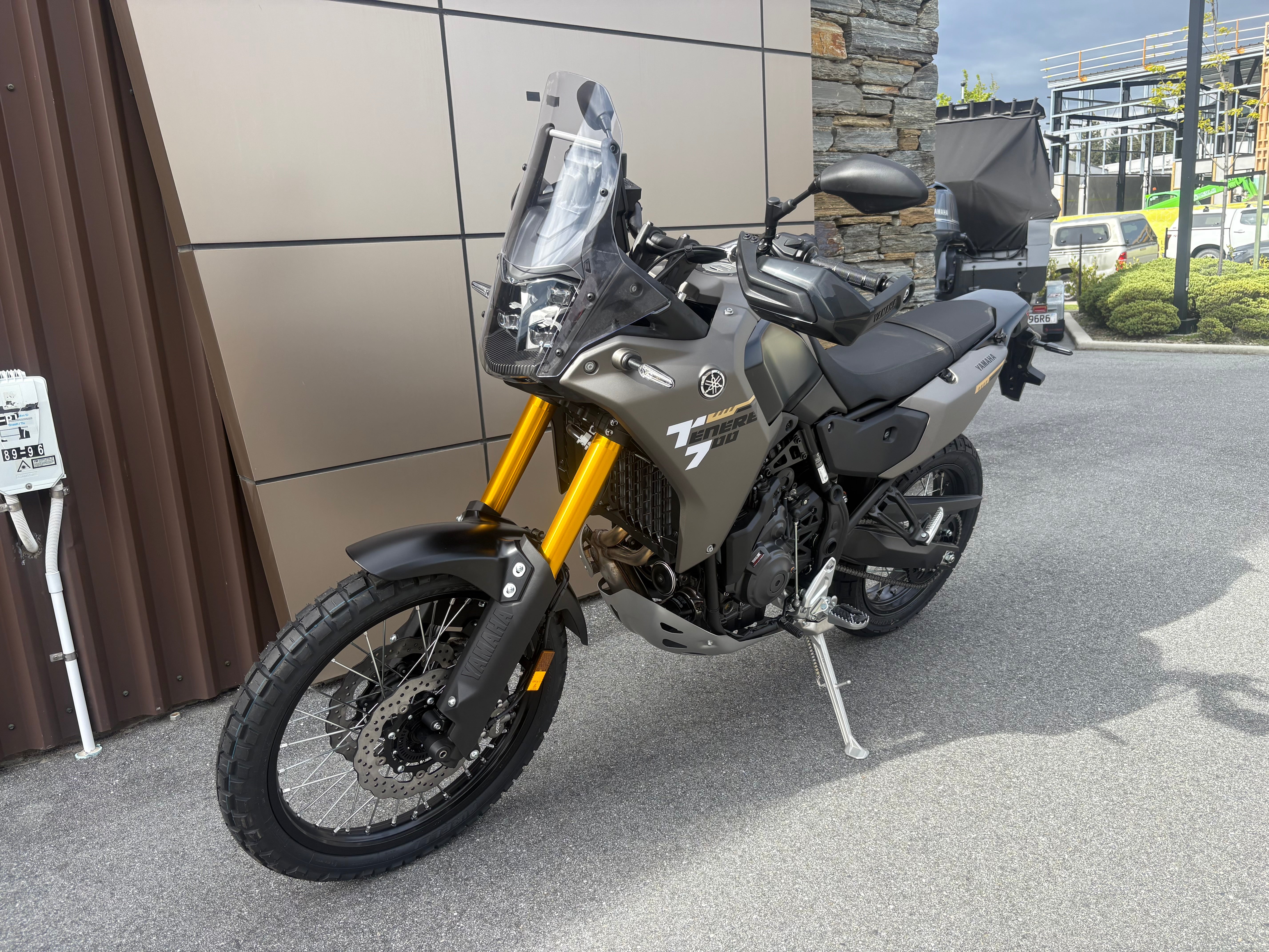 Tenere 700