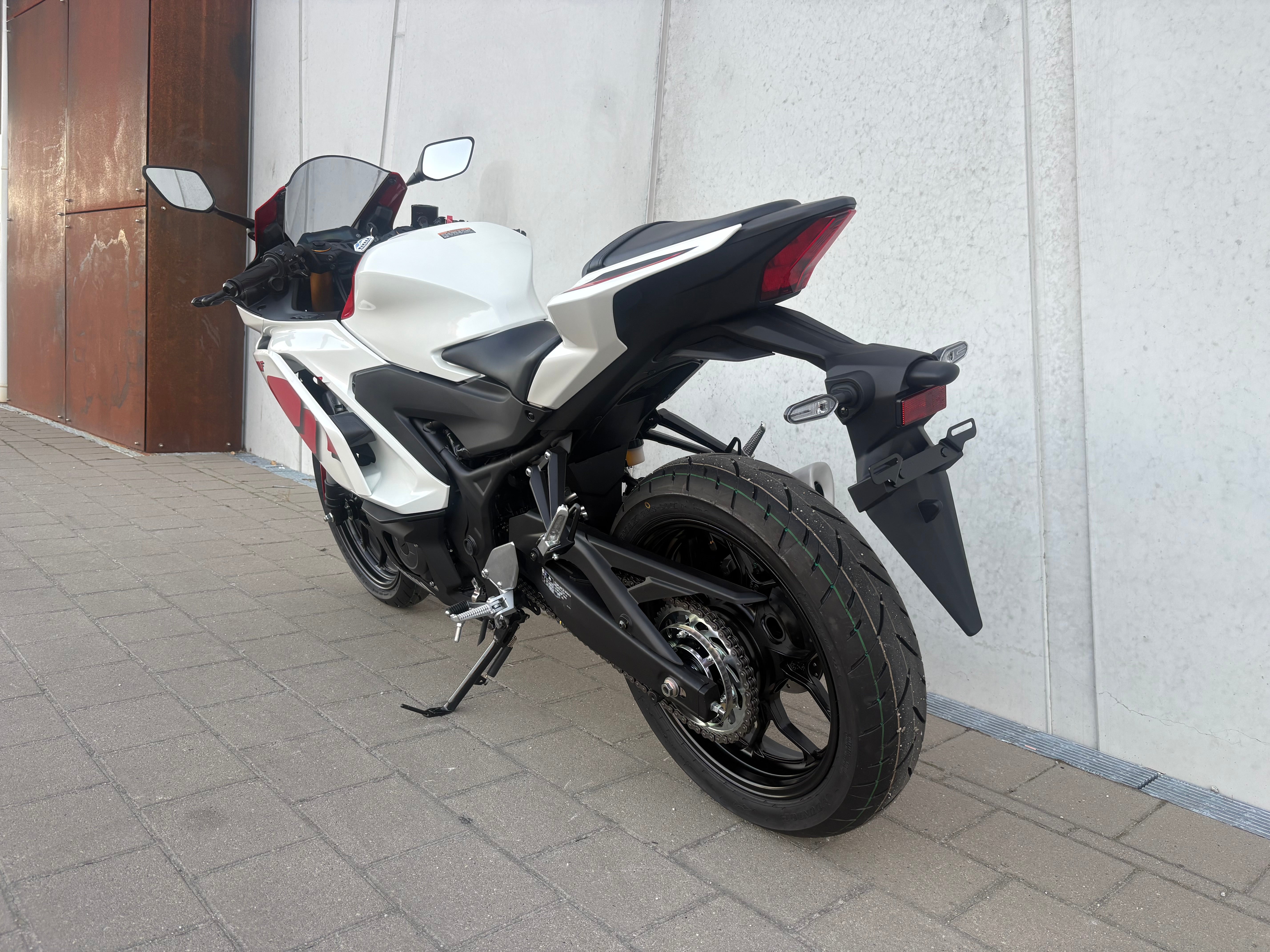 Yamaha R3-SP 70th Anniversary Edition
