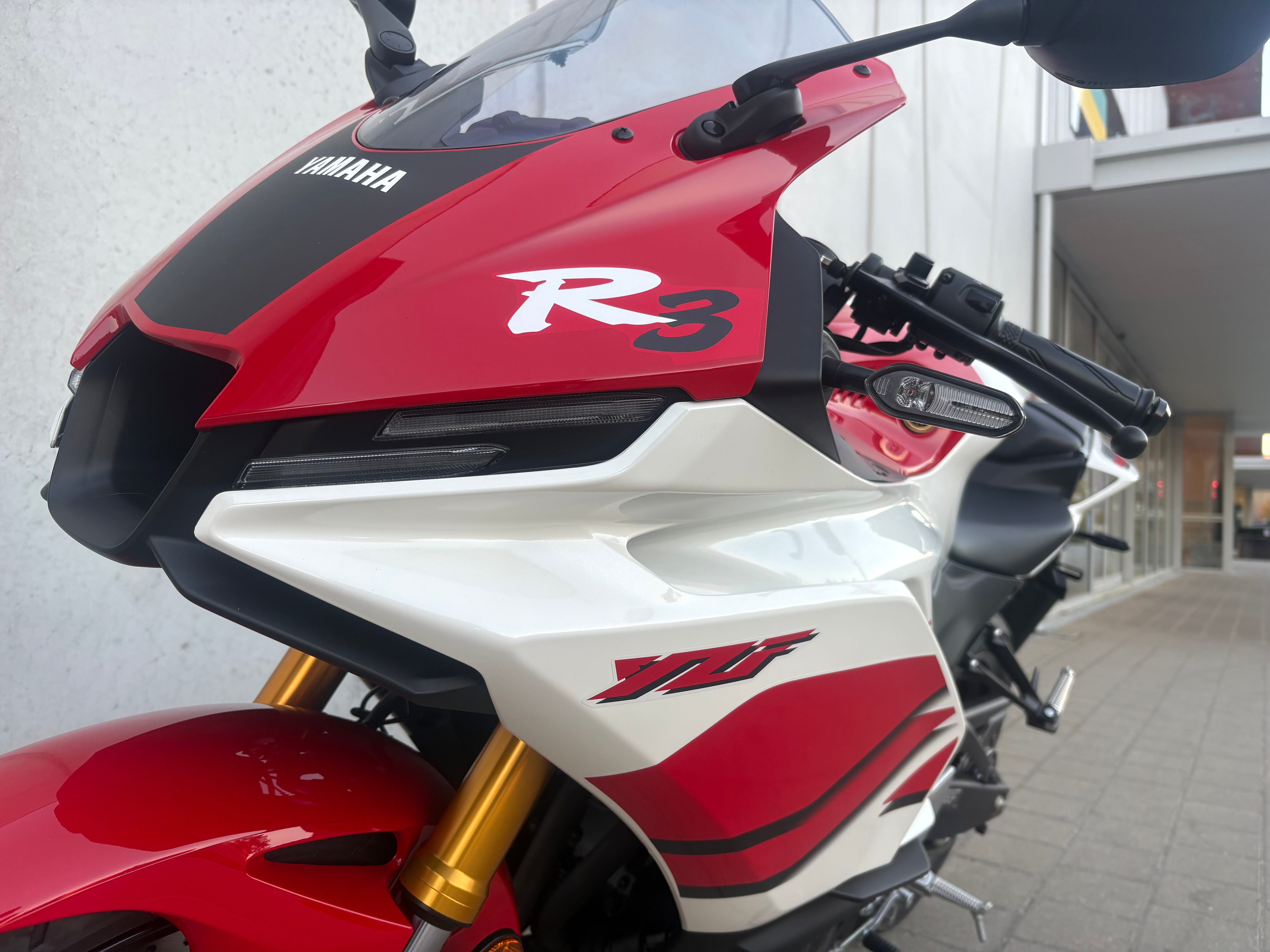 Yamaha R3-SP 70th Anniversary Edition